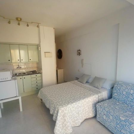 Lovely Apartment In Front Of The Beach. Fuengirola Exterior photo