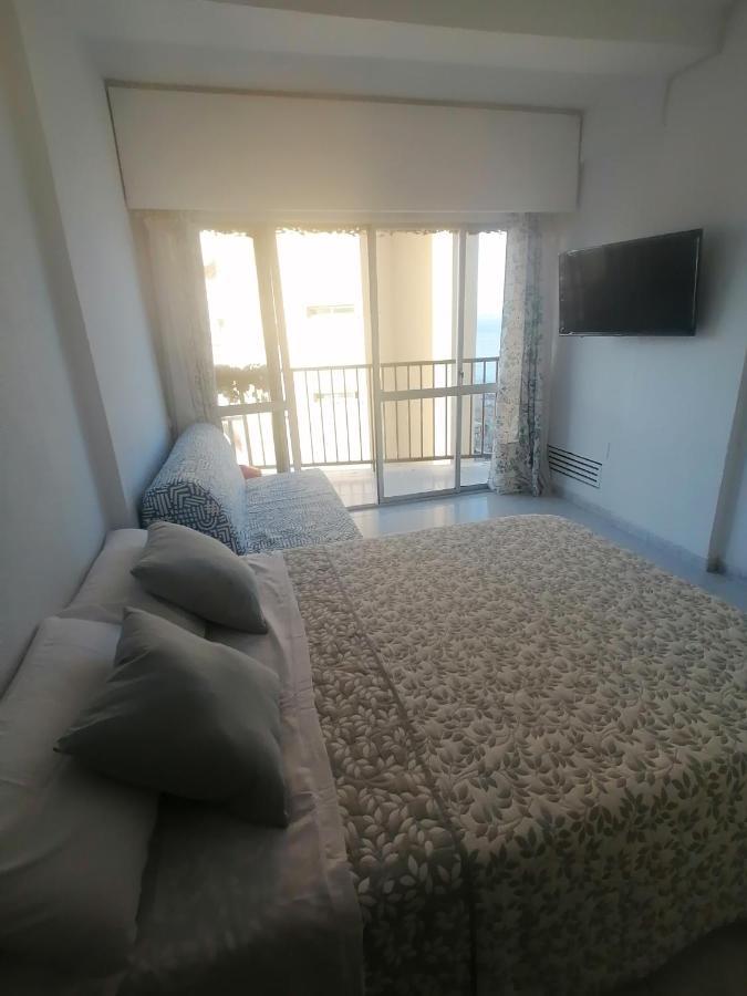 Lovely Apartment In Front Of The Beach. Fuengirola Exterior photo